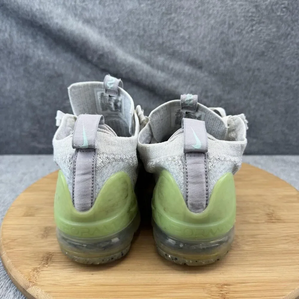 Nike VaporMax Shoes Boys Size 5Y Gray Knit Athletic Running Sneakers DB1550-008